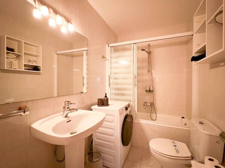 Apartamento Amplio Apartmento En Pal. 8pax *