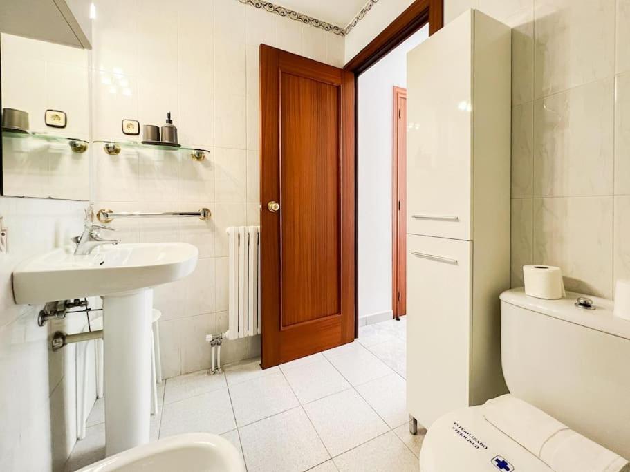 Apartamento Amplio Apartmento En Pal. 8pax Pal